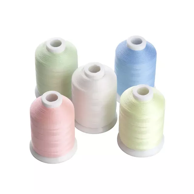 Lysande broderitråd Polyester 150D/2 3000m
