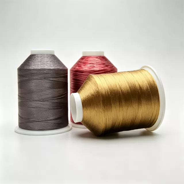 Muti Color Polyester 120d/2 40 vikt broderi maskin tråd